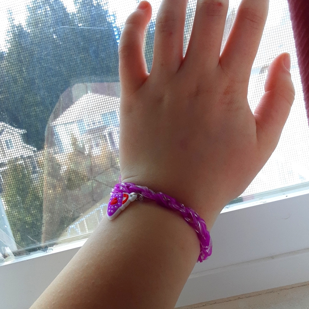 Purple rubber band bracelet